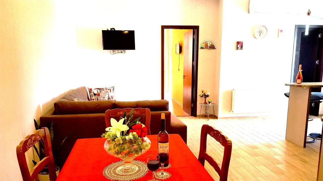 Fantaflat Old Tbilisi Apartment Esterno foto
