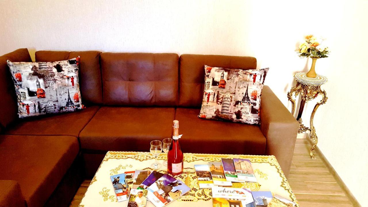 Fantaflat Old Tbilisi Apartment Esterno foto
